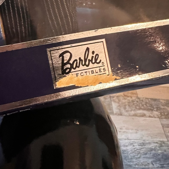 The Addams Family Barbie Giftset - Picture 3 of 11